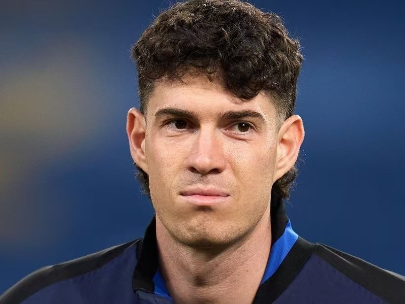 他必须在接 他必须在接