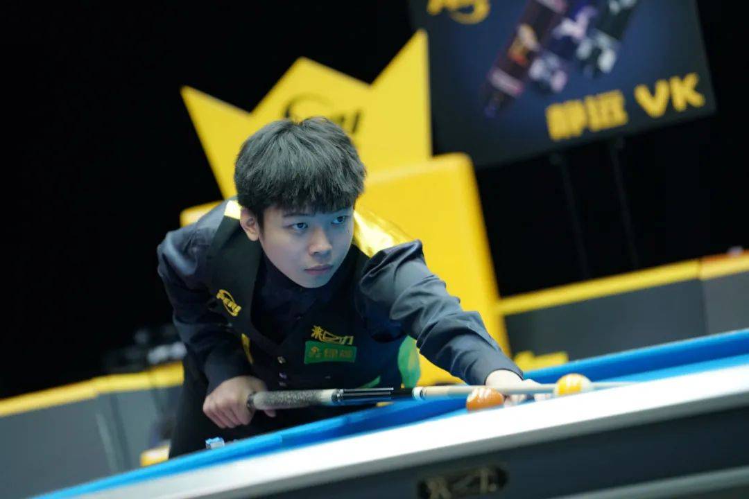 迫使国王的 迫使国王的