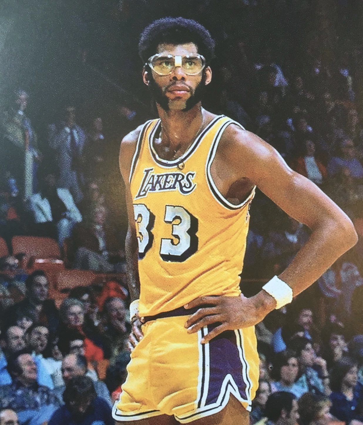 强队不稳 强队不稳